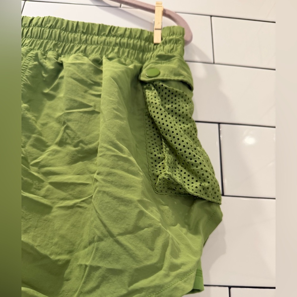 Spiritual Gangster Bridgette Hybrid Zip Vest/Jacket & Shorts - Cactus Green L - Picture 5 of 11